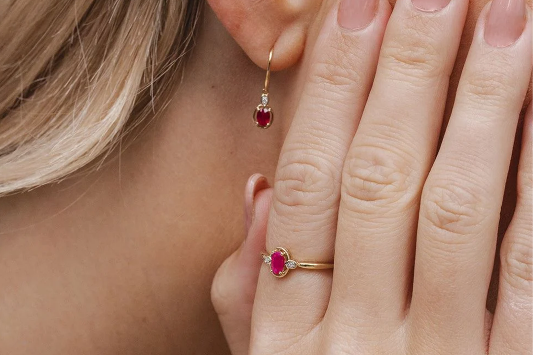 Best ruby rings for engagement proposals