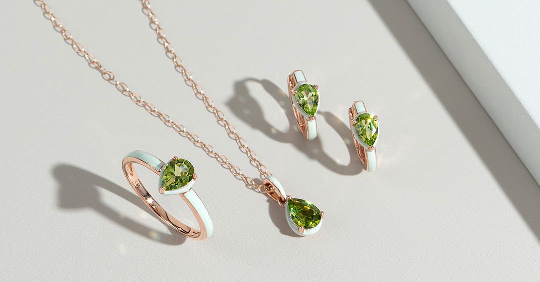 Peridot jewellery gift sets for anniversaries