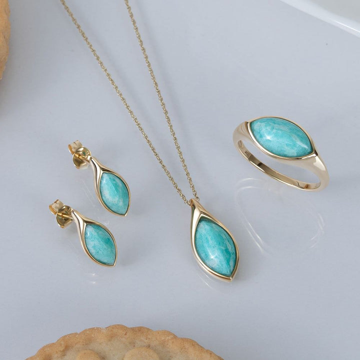 Classic Marquise Amazonite Pendant Necklace in 9ct Yellow Gold