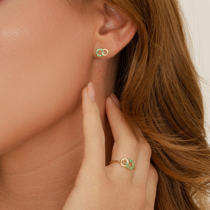 Geometric Hexagon and Round Linked with Prong Set Emerald Ring in 9ct Yellow Gold