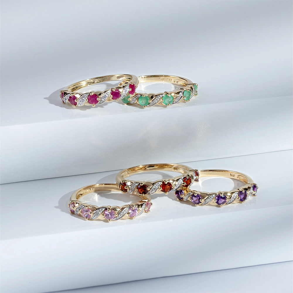 classic-round-garnet-diamond-half-eternity-ring-in-9ct-yellow-gold-135r0189129 on model