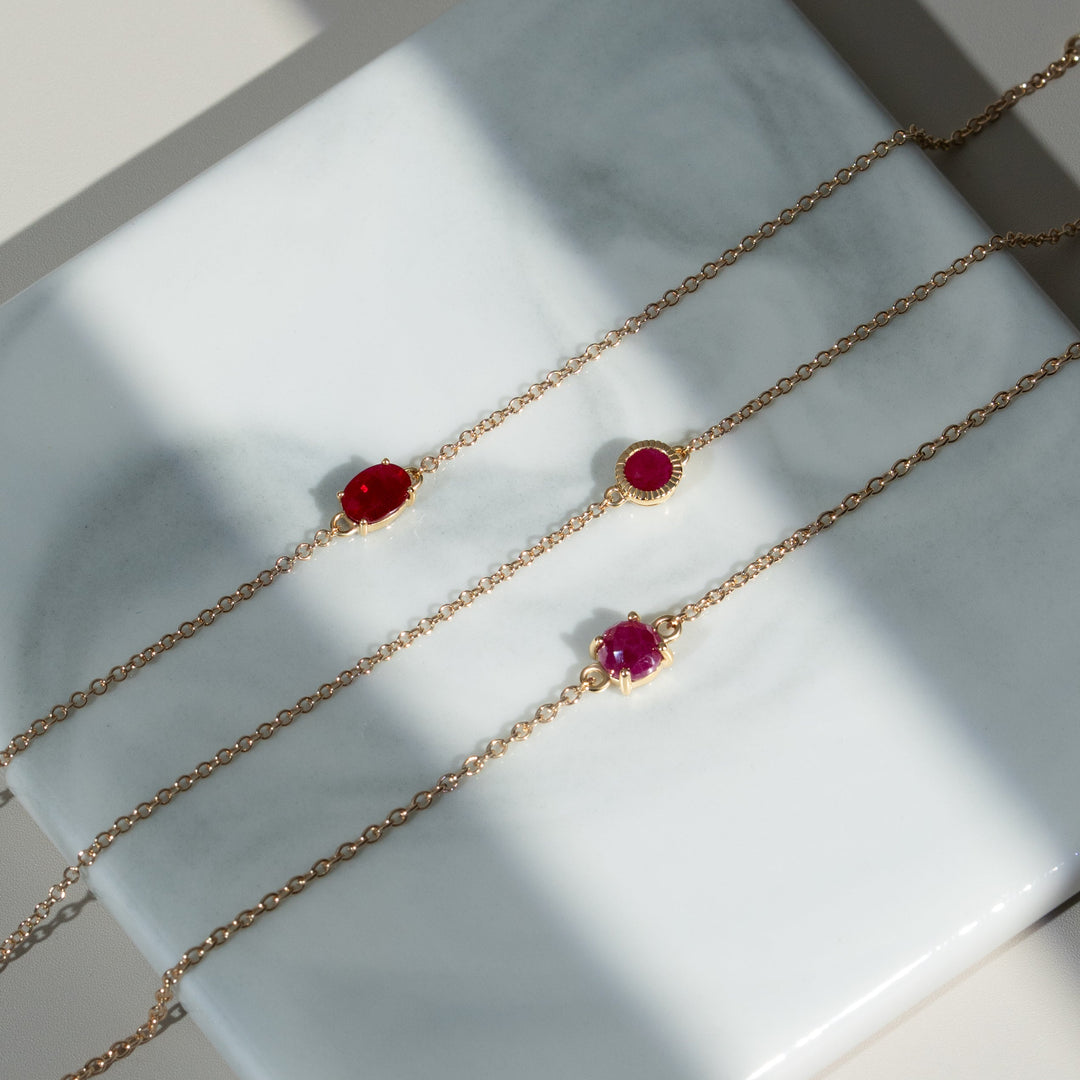 Classic Single Stone Round Ruby Milgrain Bracelet in 9ct Yellow Gold