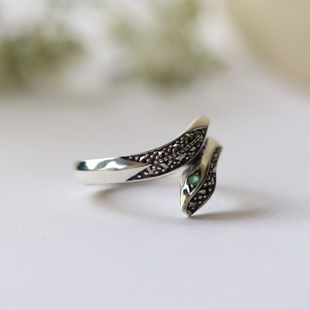 Art Nouveau Snake Ring Emerald Silver