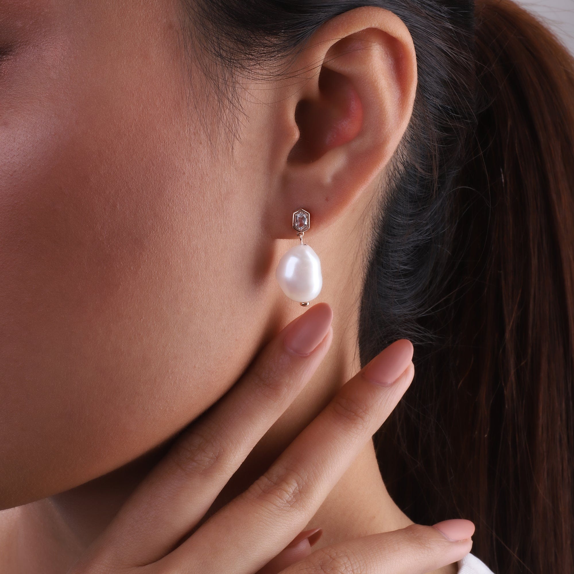 270E028206925 Modern Baroque Pearl & Aquamarine Drop Earrings in Gold Plated Silver 2