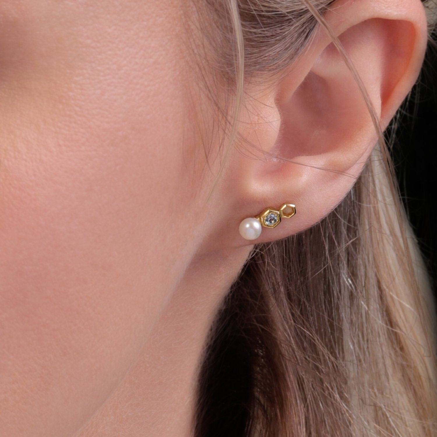 135E1632039 Modern Pearl & Tanzanite Ear Climber Studs in 9ct  Gold 2